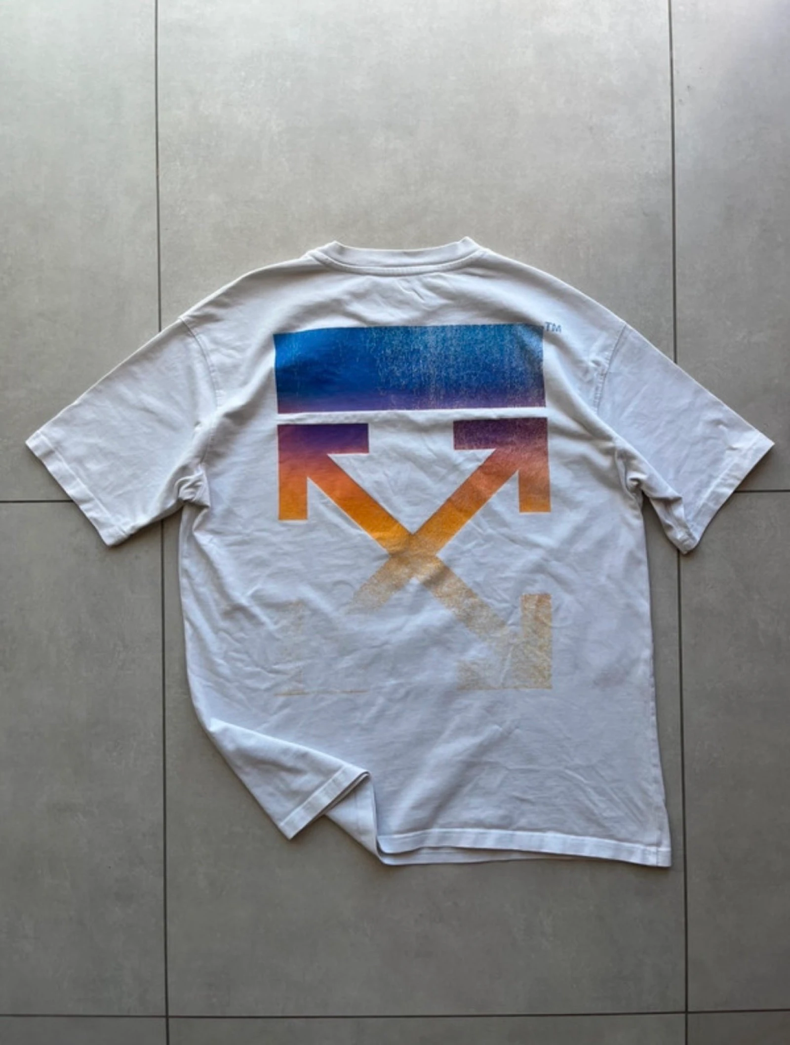 Off-White T-Shirt Branco Autêntico Vintage 2013 Y2K com Estampa Gráfica nas Costas Tamanho GG Archive Streetwear – photo 2